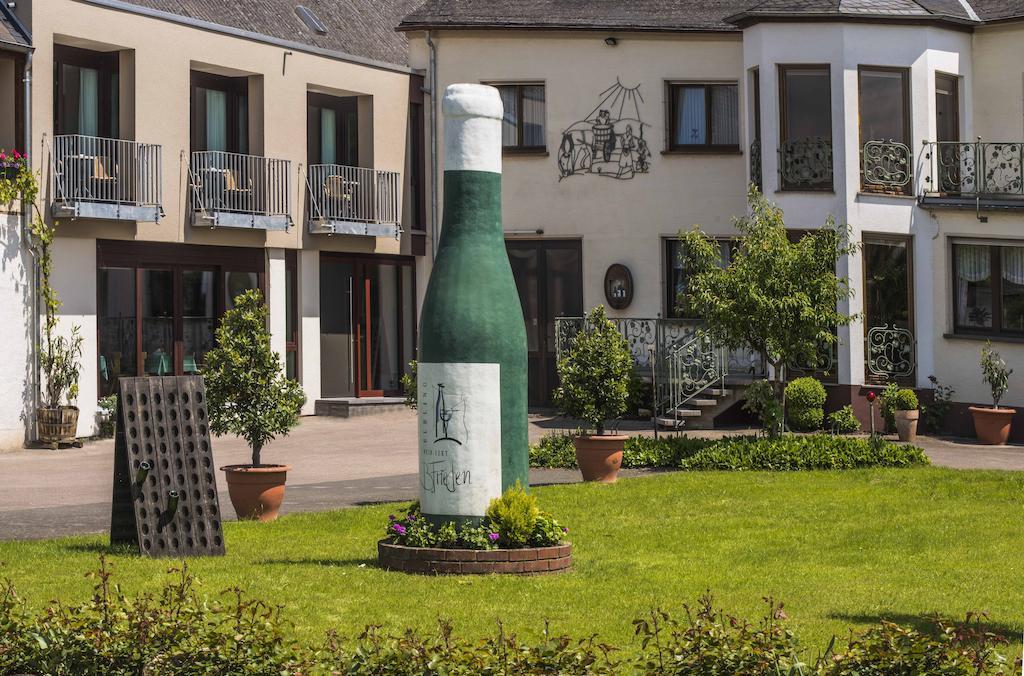 Отель Gastehaus Und Weingut Bernd Frieden Ниттель Номер фото